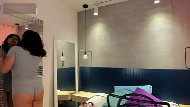  julietta online show from 09/30/25, 12:55