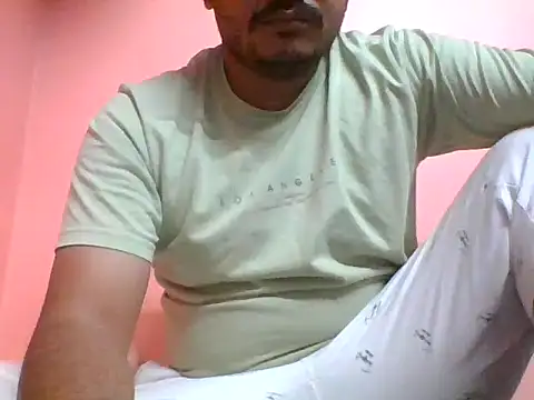 naughtymike0007 online show from 02/04/26, 03:18