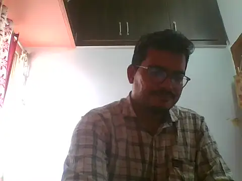 Snapshot of naughtymike0007 chatting on 06/11/26, 08:11 naughtymike0007 online show from 06/11/26, 08:11