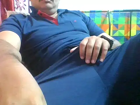 Snapshot of naughtymike0007 chatting on 11/27/25, 02:39 naughtymike0007 online show from 11/27/25, 02:39