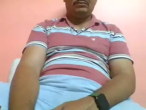 Snapshot of naughtymike0007 chatting on 12/16/25, 03:16 naughtymike0007 online show from 12/16/25, 03:16