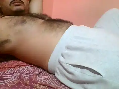 Snapshot of naughtymike0007 chatting on 05/23/26, 07:02 naughtymike0007 online show from 05/23/26, 07:02