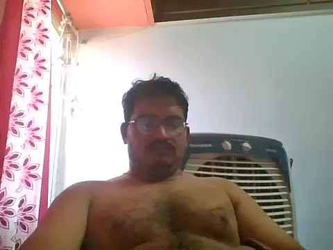 naughtymike0007 online show from 04/03/26, 07:15