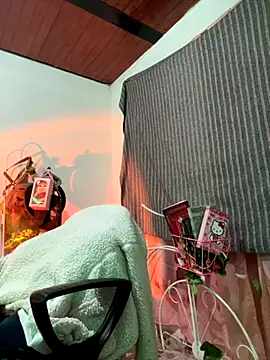 CieloTaylor online show from 11/23/25, 07:29