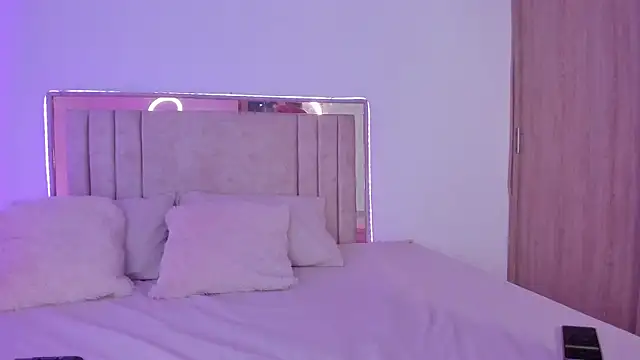 Deiisy Queen online show from 11/21/25, 07:35