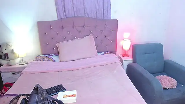 Latinabombsheell online show from 05/30/26, 03:13