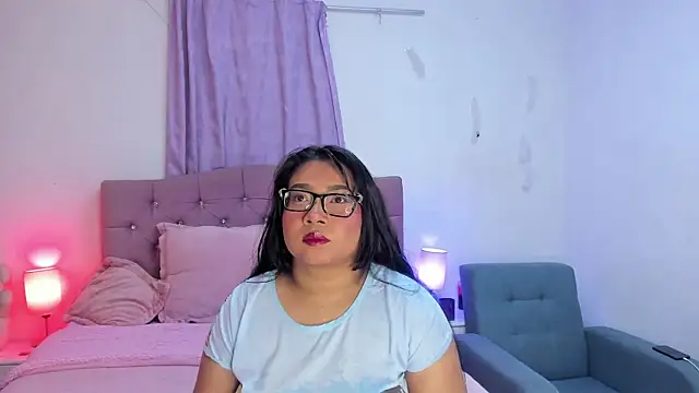 Latinabombsheell online show from 01/10/26, 11:38