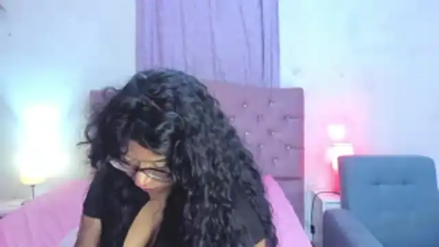 Latinabombsheell online show from 06/11/26, 12:32