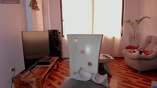 Simply Zoe   online show from 01/21/25, 08:43