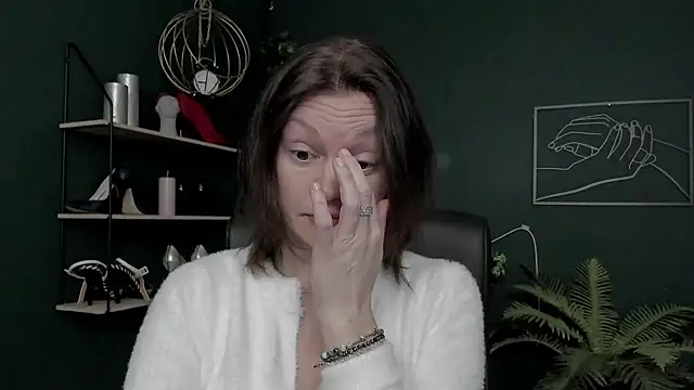 VivianWILD online show from 01/14/26, 07:01