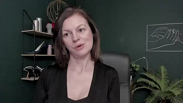 VivianWILD online show from 02/09/26, 07:06