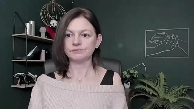 VivianWILD online show from 02/06/26, 06:53