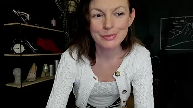 VivianWILD online show from 03/19/25, 10:00