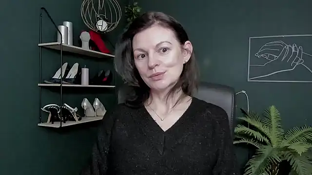 VivianWILD online show from 03/06/26, 06:41