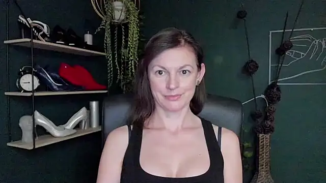 VivianWILD online show from 03/18/25, 01:23