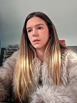 lucie mehott online show from 11/25/25, 08:25