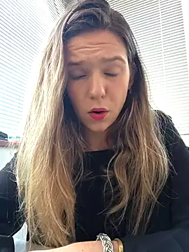 lucie mehott online show from 03/09/26, 10:19