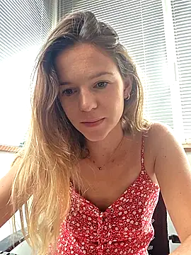 lucie mehott online show from 08/06/26, 08:42