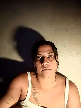 Giselabrunette25 online show from 10/16/25, 10:23