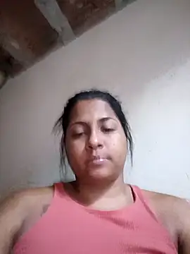 Giselabrunette25 online show from 04/09/26, 10:16