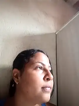 Giselabrunette25 online show from 03/06/26, 03:18