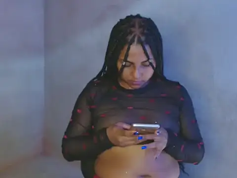 Giselabrunette25 online show from 01/14/25, 04:29