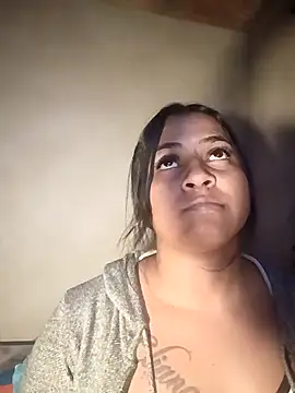 Giselabrunette25 online show from 10/01/25, 03:44