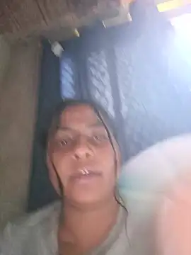Giselabrunette25 online show from 07/18/26, 04:48