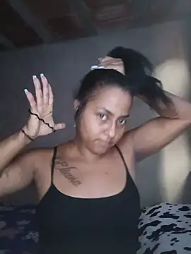 Giselabrunette25 online show from 07/23/26, 04:03