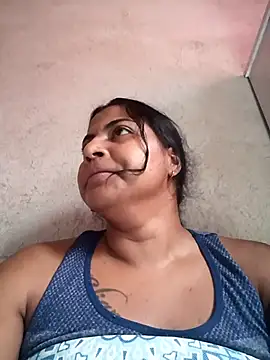 Giselabrunette25 online show from 03/03/26, 03:08