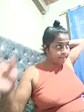 Giselabrunette25 online show from 02/11/26, 09:20