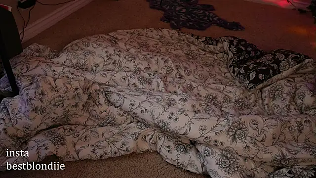 bestblonde online show from 12/27/24, 11:31