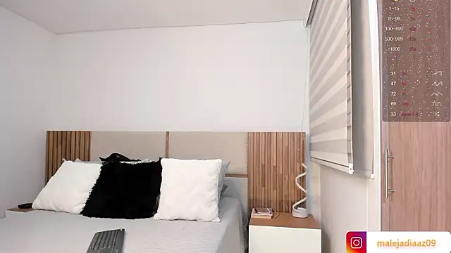 MalejaDiaz  online show from 02/05/26, 05:20