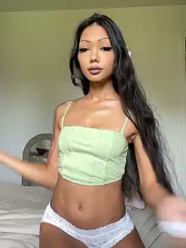 yummyrina online show from 06/08/26, 07:14