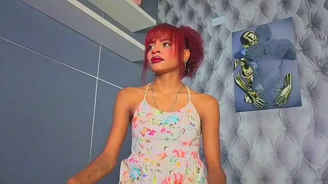 Snapshot of Hilary-banks chatting on 09/10/25, 04:44 Hilary-banks online show from 09/10/25, 04:44