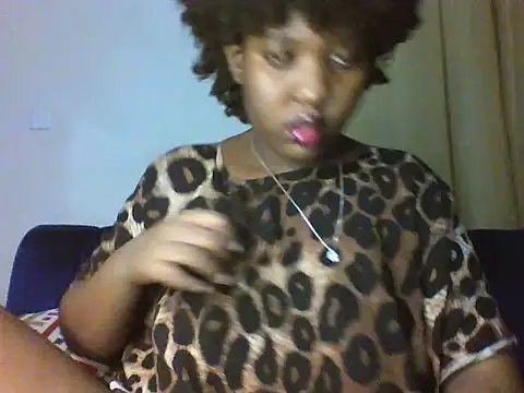 Thickyannah online show from 11/19/25, 08:31