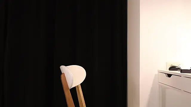 AnnittaStar online show from 01/12/26, 03:57