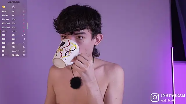 Angelo 018 online show from 04/10/26, 03:35