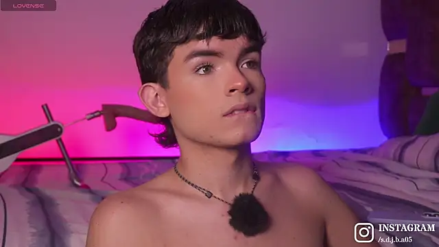 Angelo 018 online show from 10/31/25, 03:14