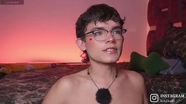 Angelo 018 online show from 11/20/25, 05:41