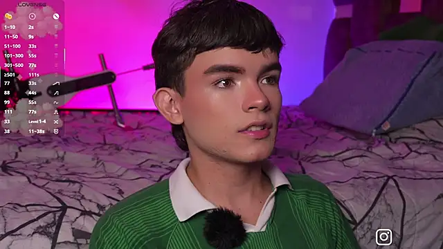 Angelo 018 online show from 10/19/25, 05:32