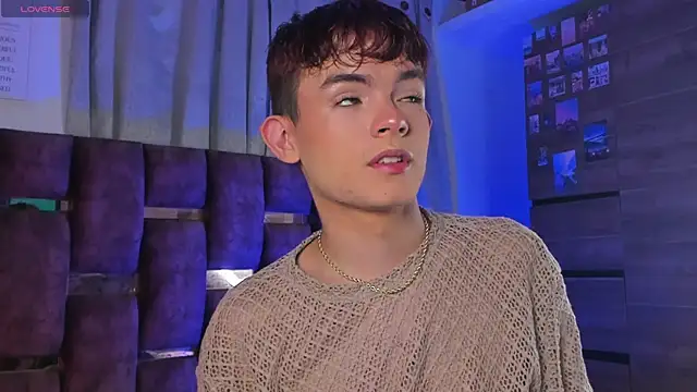 Angelo 018 online show from 03/21/25, 07:44