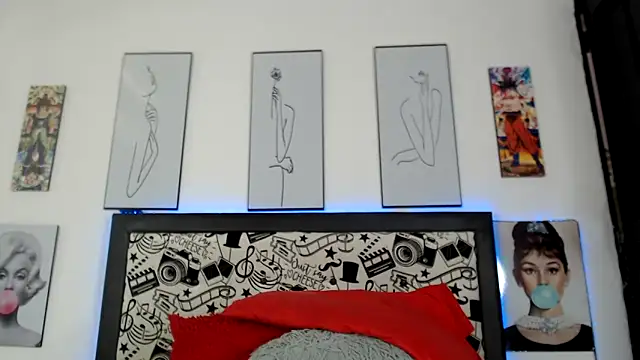 Rihana14 online show from 05/31/26, 08:09