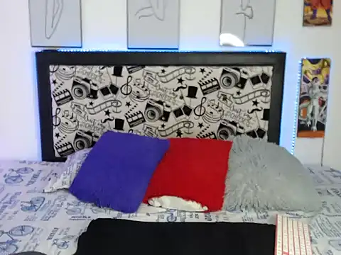 Rihana14 online show from 11/02/25, 08:25