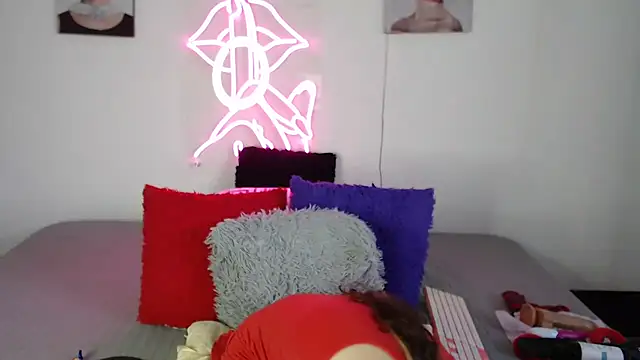 Rihana14 online show from 03/09/26, 10:24