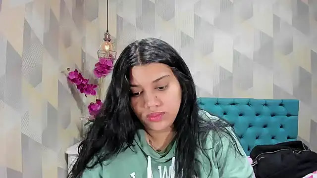 LindaBreeS online show from 09/28/25, 02:02