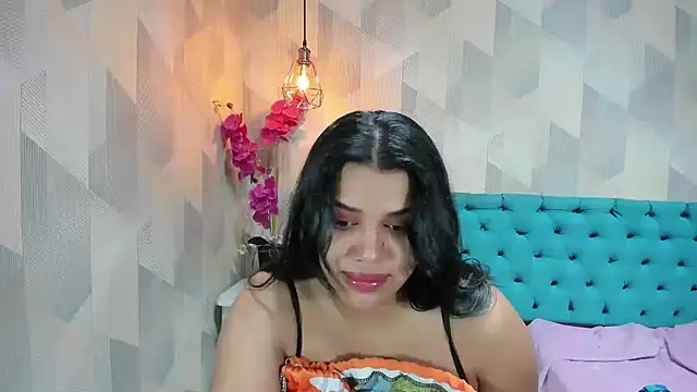 LindaBreeS online show from 07/07/26, 11:03