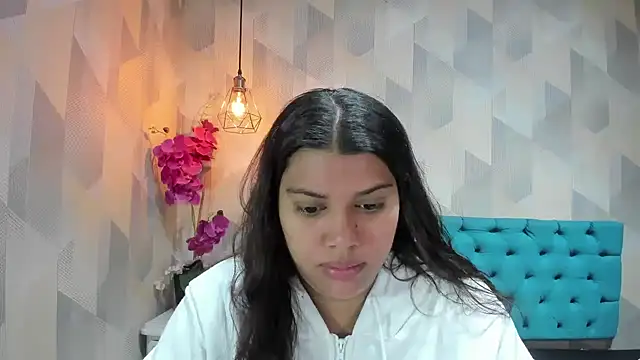 LindaBreeS online show from 06/01/26, 01:44