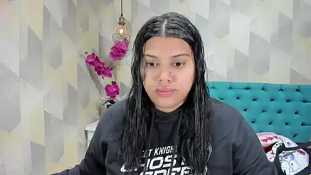 LindaBreeS online show from 10/01/25, 03:16