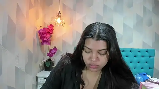 LindaBreeS online show from 06/02/26, 01:22
